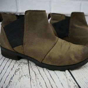 SOREL Women's Emelie Brown Chelsea Boots Size 9 NL2671 Booties Slip on Leather